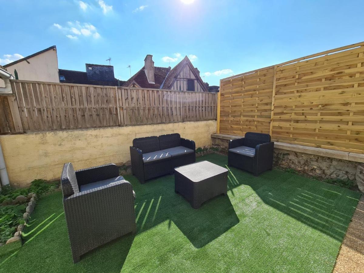 Maison Charme Avec Terrasse Hypercentre, Tres Calme Joigny Ngoại thất bức ảnh